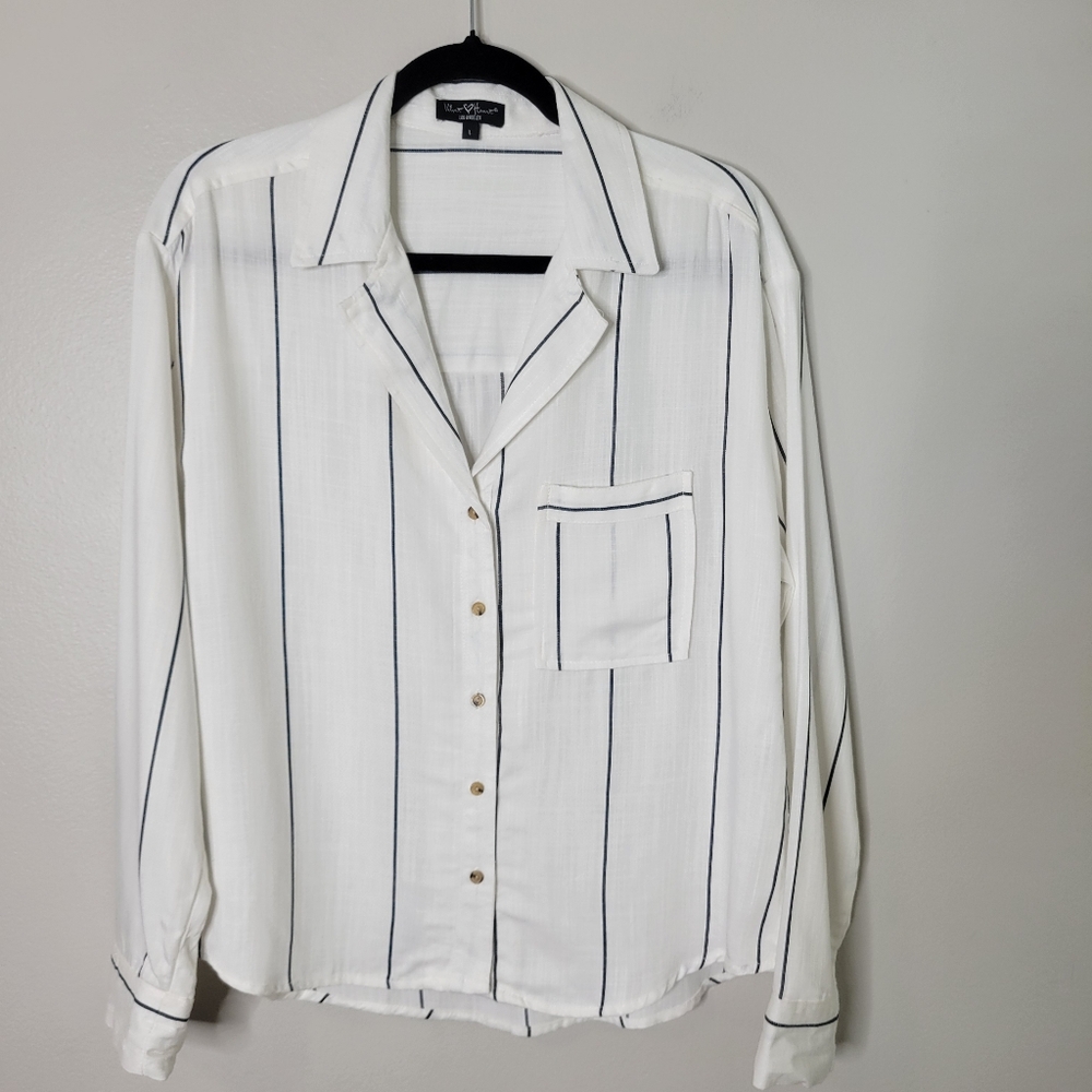 Velvet Heart Linen Button Up Shirt